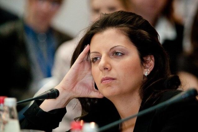 Она обиделась: главред рупора Кремля пожаловалась на санкции Украины