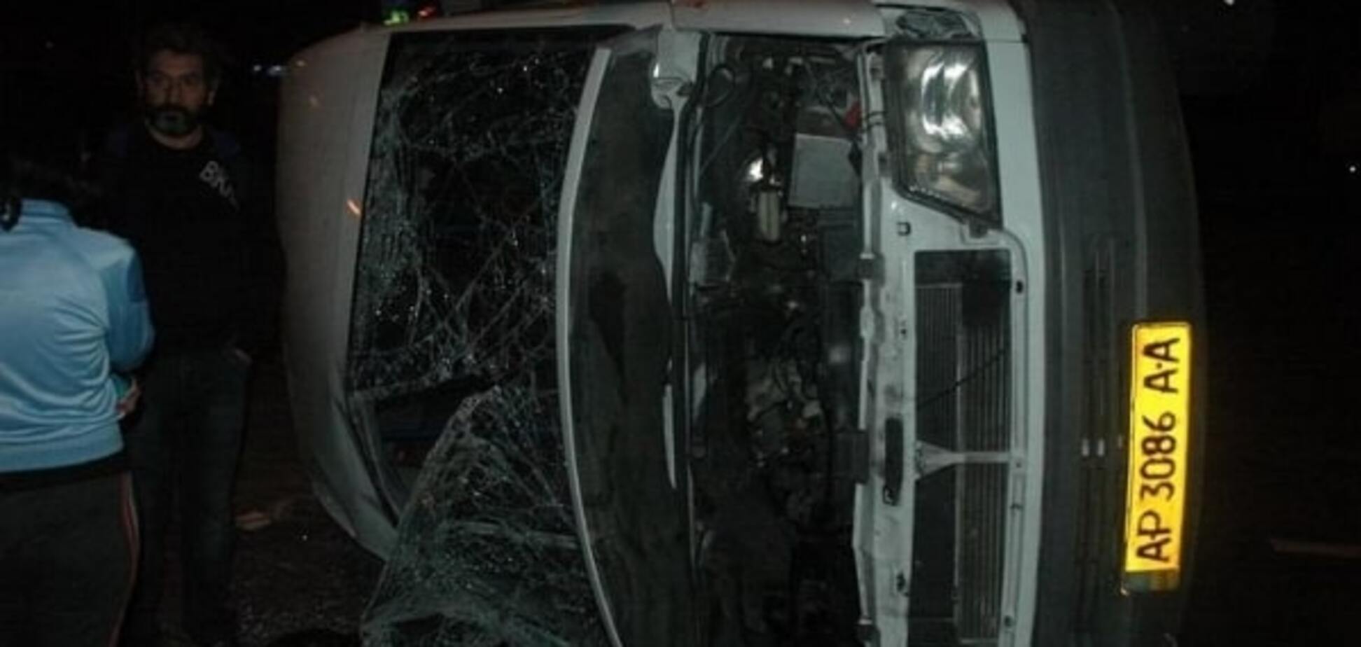 Toyota протаранила маршрутку в Запорожье: фото с места аварии