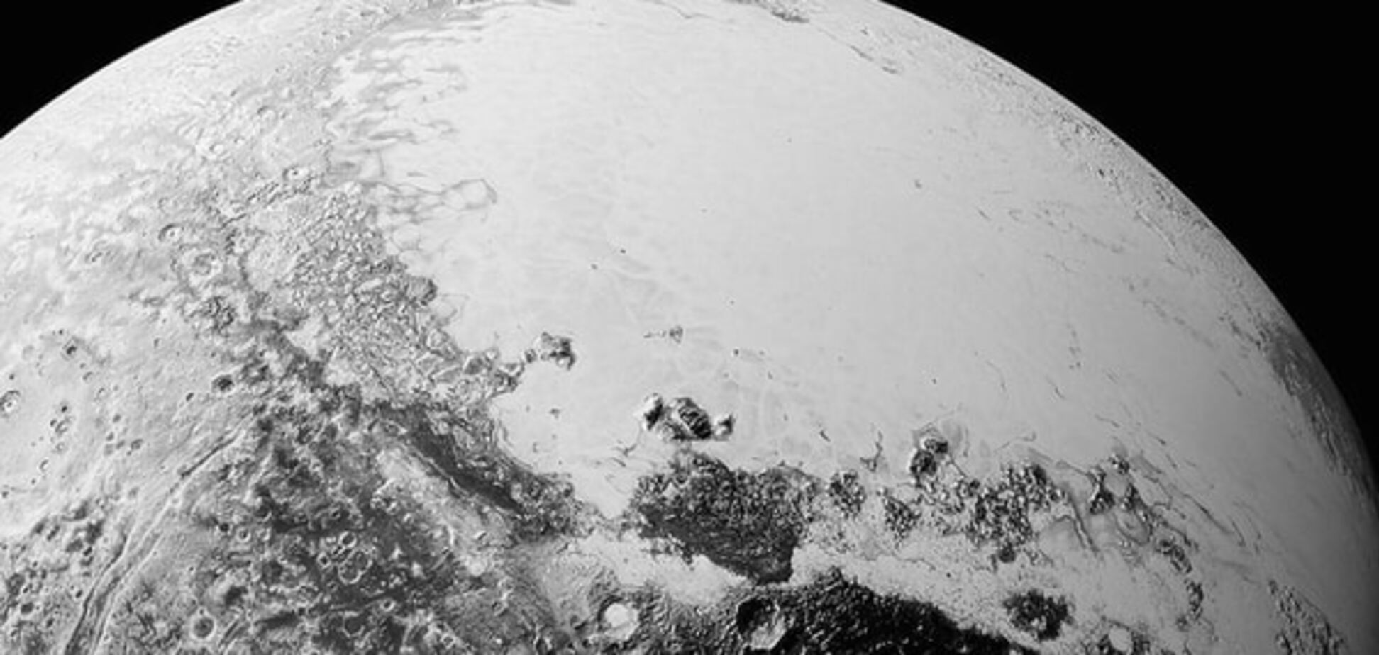 NASA опубликовало впечатляющее видео пролета над Плутоном