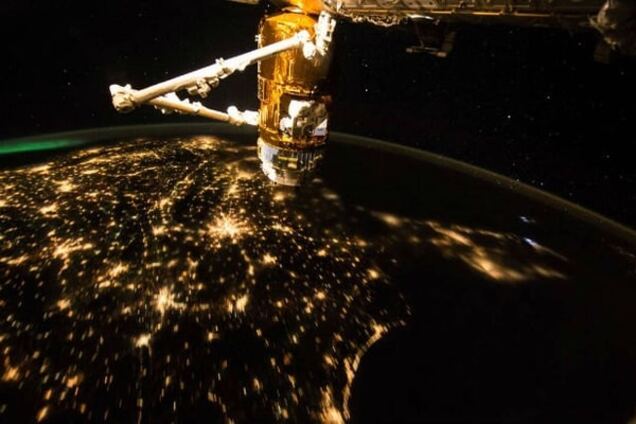 Астронавт показав ранкову Землю: унікальне фото