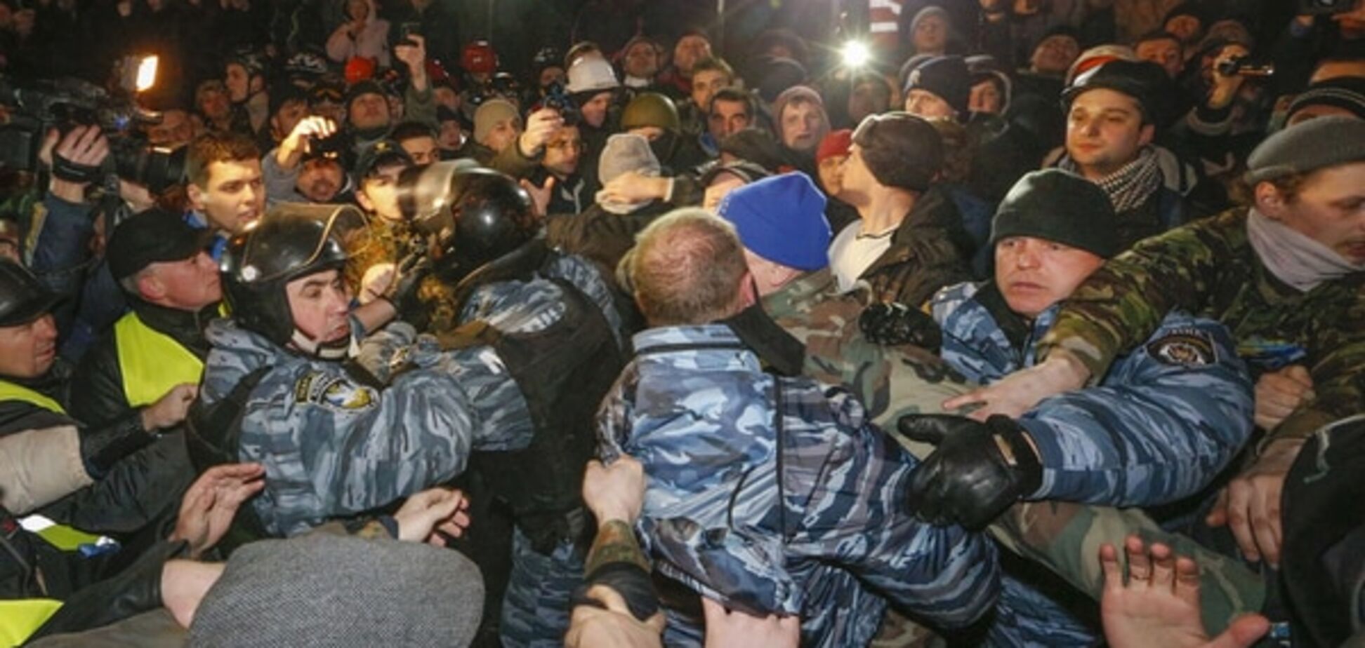 В убийствах 13 'беркутовцев' на Майдане подозревают 21-летнего бойца АТО