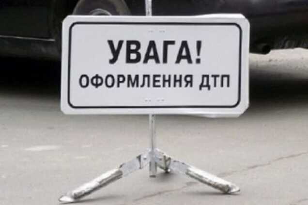 Війна на дорогах: 75 ДТП та 6 загиблих