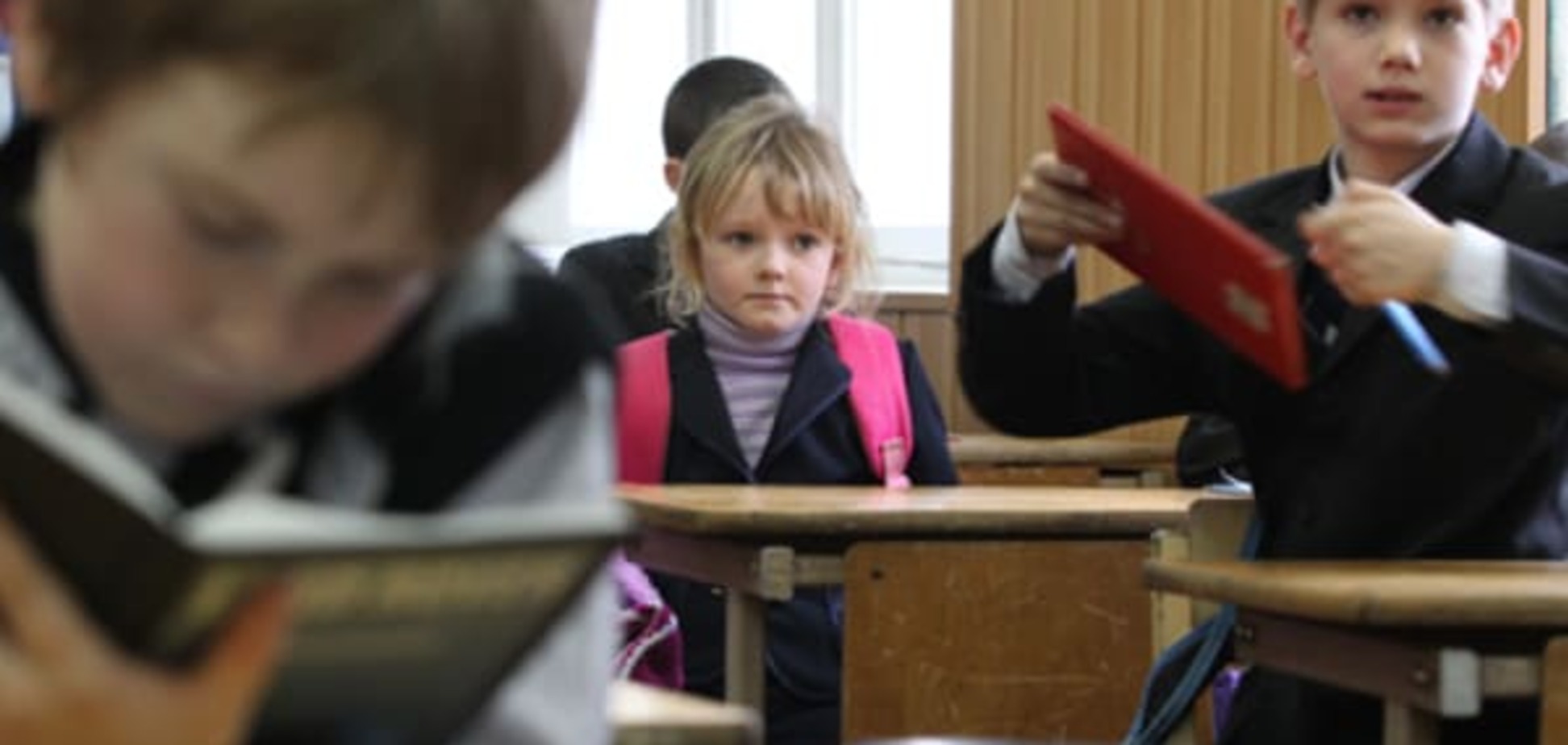 Навантаження замало: російських школярів можуть змусити вчитися до сьомої вечора