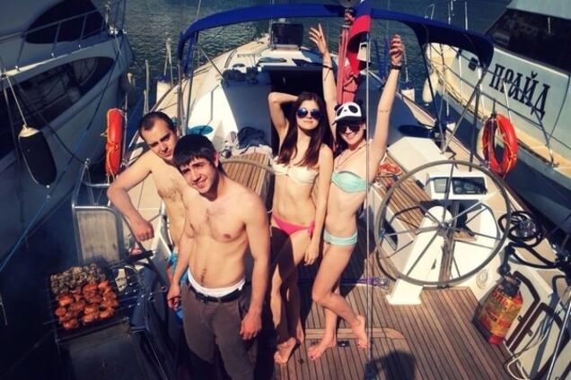 На яхте под триколором: в соцсетях обсуждают свадьбу сына нардепа в оккупированном Крыму