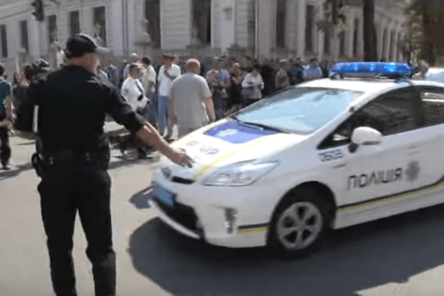Как сработала киевская полиция во время столкновений под Радой: видеофакт