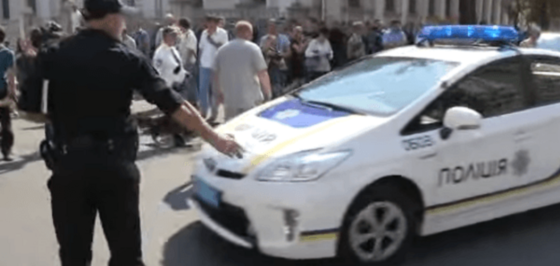 Как сработала киевская полиция во время столкновений под Радой: видеофакт