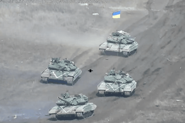 Война за аэропорт: в сети показали видео жестоких боев за ДАП