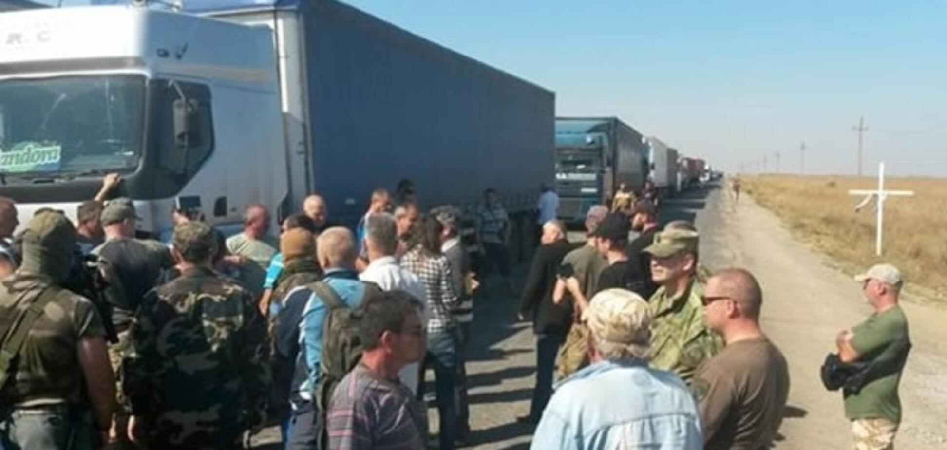 У Криму почався продовольчий ажіотаж: полиці порожні