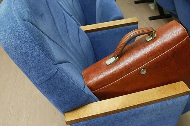 Яценюк 'обезглавил' 'Укравтодор' и авиаконцерн 'Антонов'