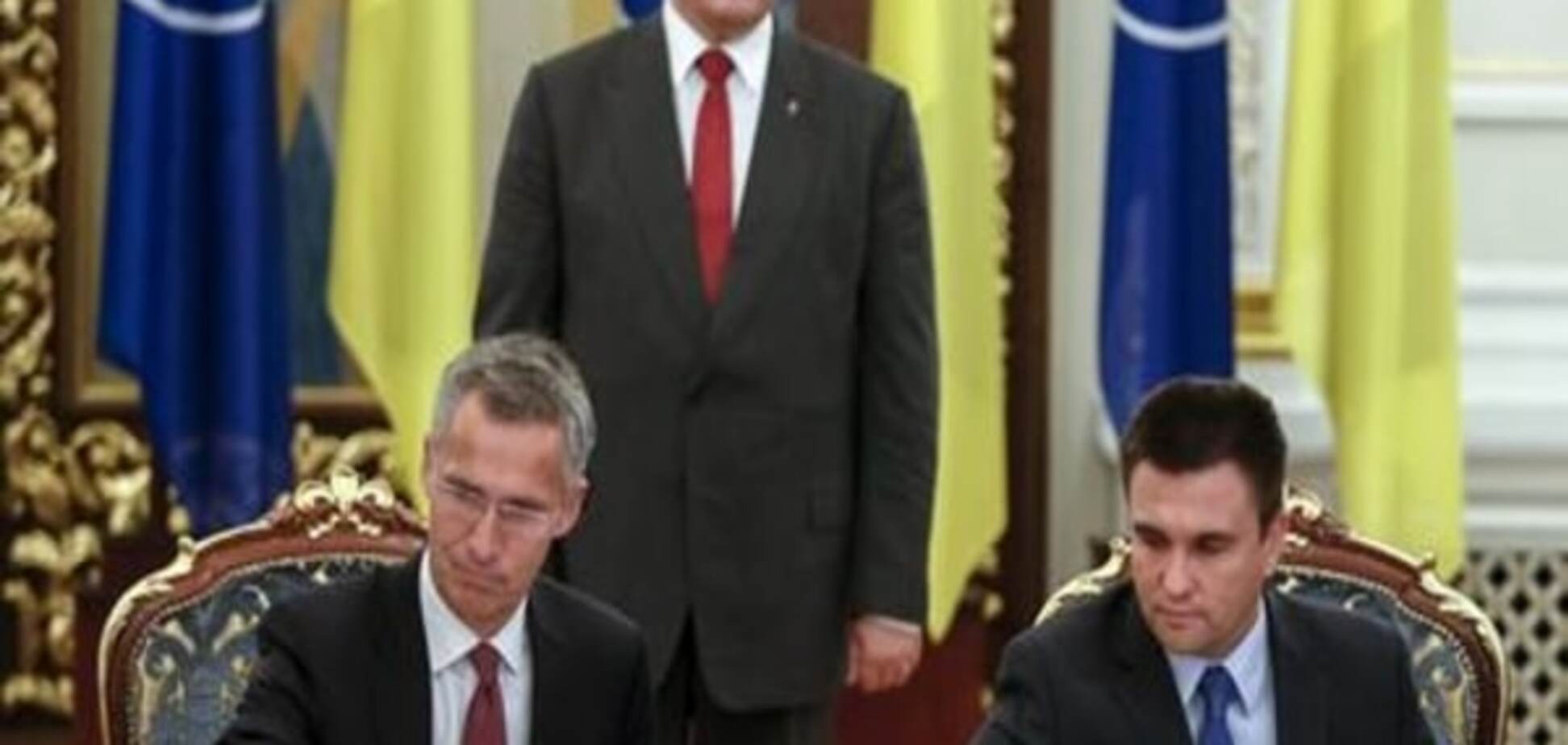 НАТО и Украина стали ближе друг другу, но Киеву этого мало