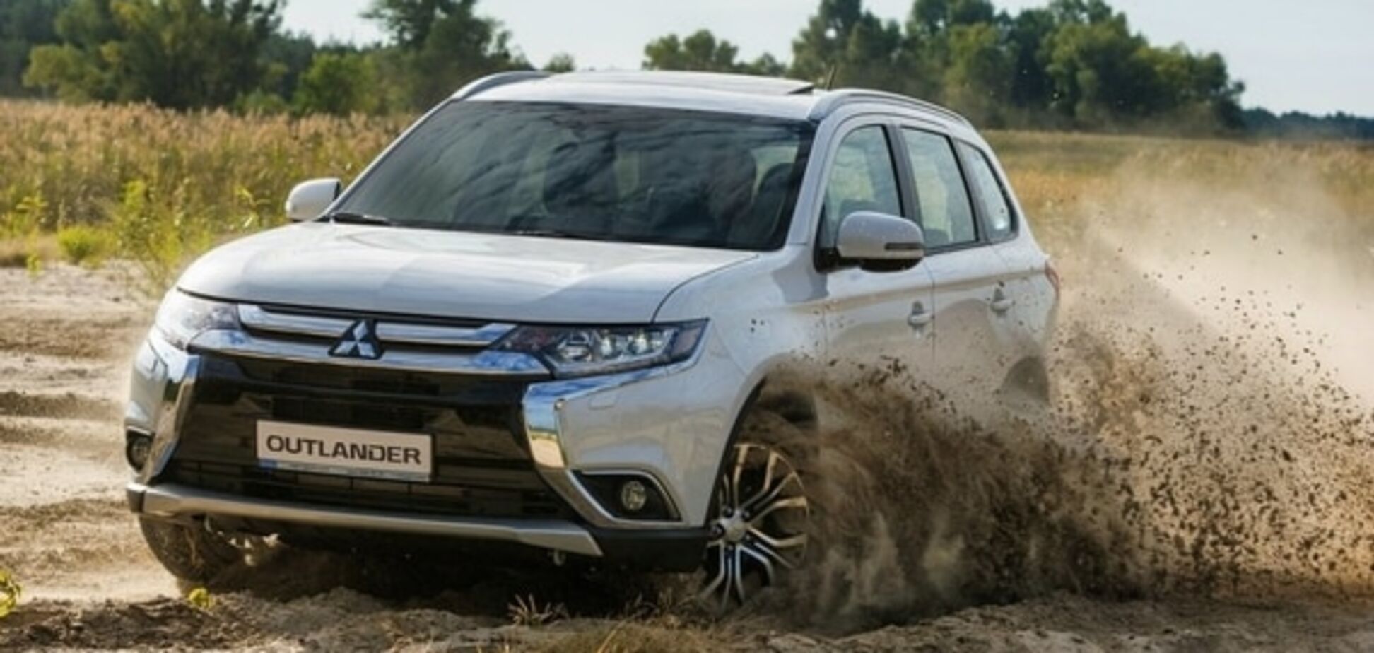 В Украину приехал обновленный Mitsubishi Outlander