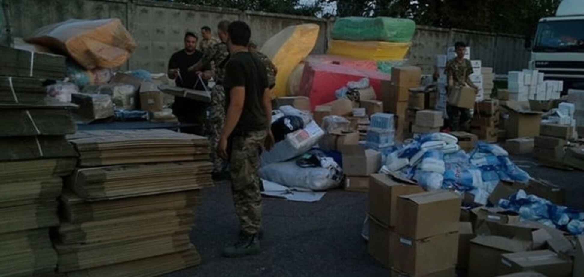 Блокада Крыма помогла реально оценить гигантские масштабы контрабанды на Донбассе