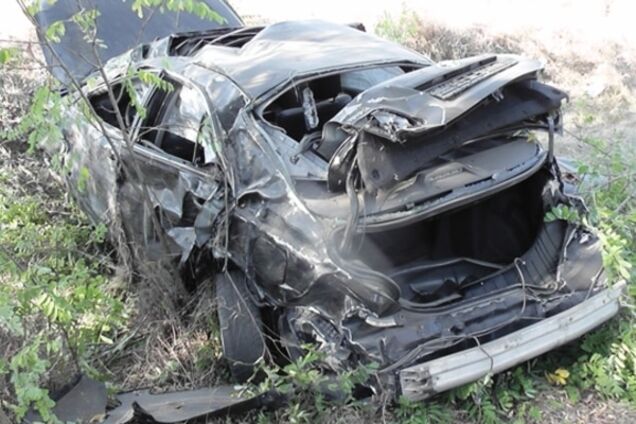 Toyota разбилась вдребезги на Кировоградщине: фото с места ДТП