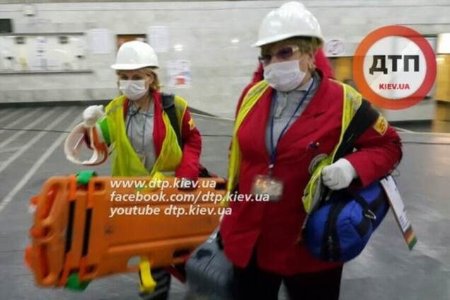 В киевском метро ночью устраняли псевдотеракт: фоторепортаж