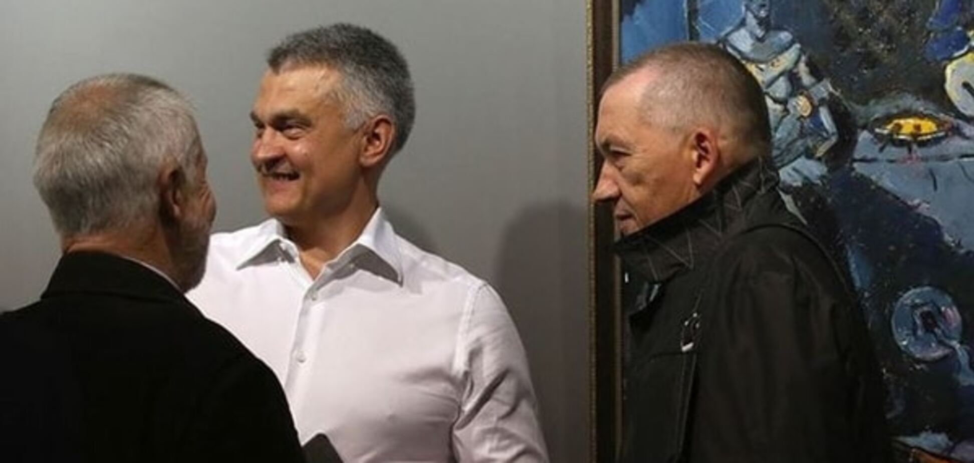 Беглый соратник Януковича открыл в Минске крупную галерею: опубликованы фото