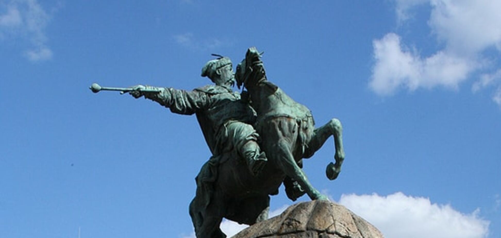 В Киеве 'оживший' памятник Богдану Хмельницкому промчится по Софийской площади