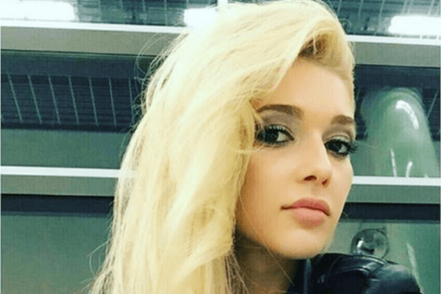 Обнаженная красотка из 'ВИА Гра' показала, как надо расслабляться