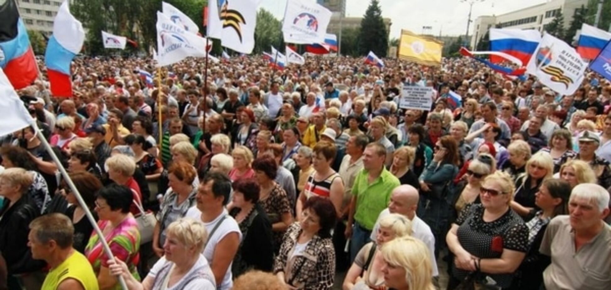 Порошенко предложили лишать сепаратистов гражданства