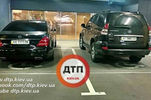 В Киеве появились 'элитные инвалиды' с 'крутыми' номерами: фотофакт