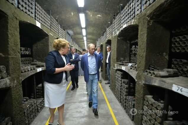 Распитое Путиным и Берлускони 240-летнее вино оценили в 14 гривен