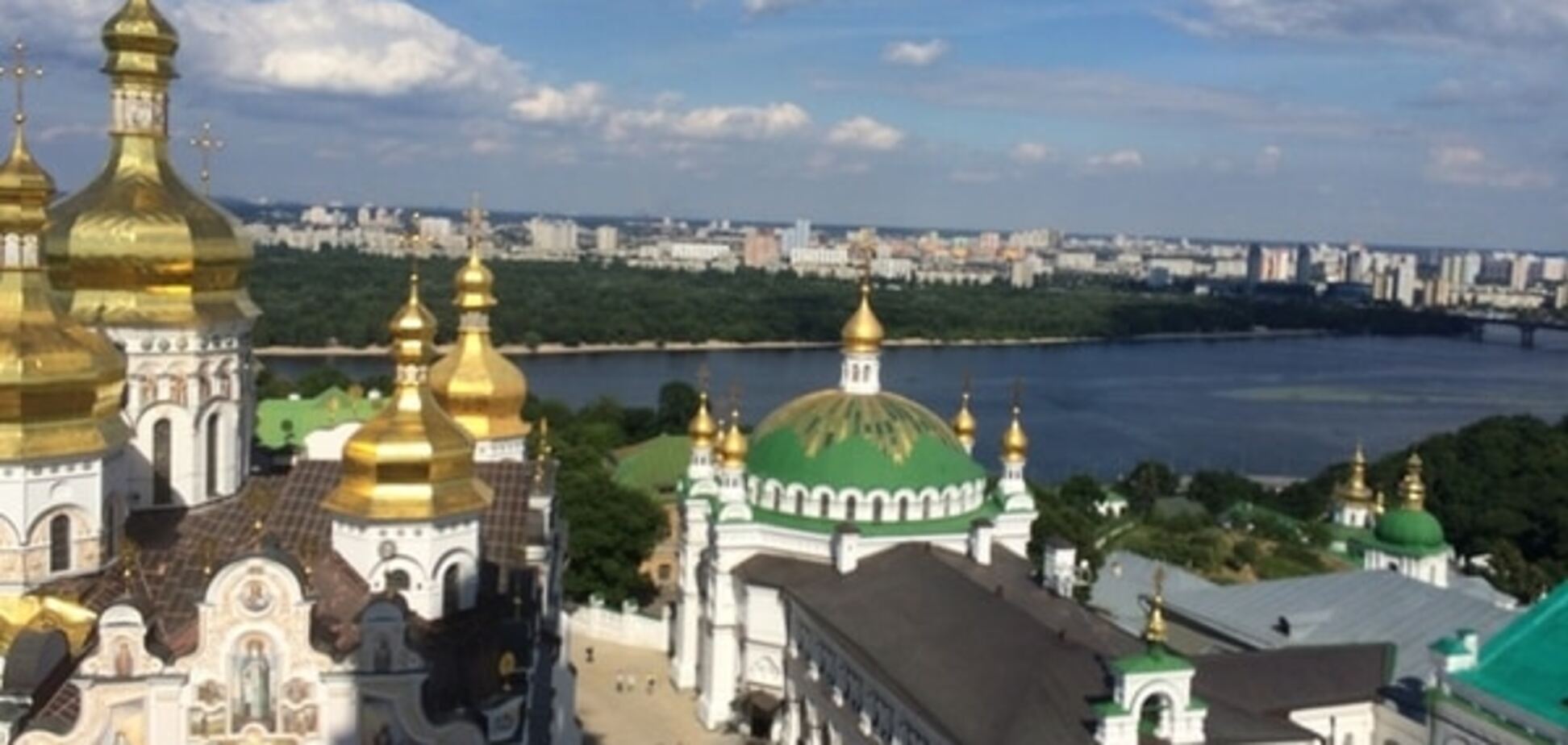 В сети появились фото Киево-Печерской лавры с высоты птичьего полета