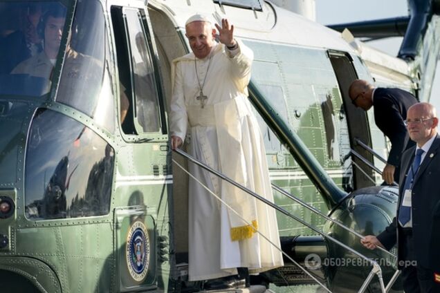 Как творится история: Папа Франциск прилетел в Нью-Йорк для выступления в ООН