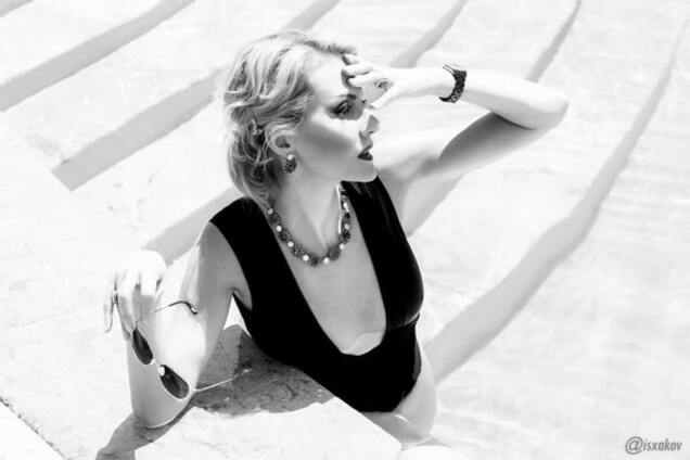 48-річна Рената Литвинова вразила фігурою в купальнику