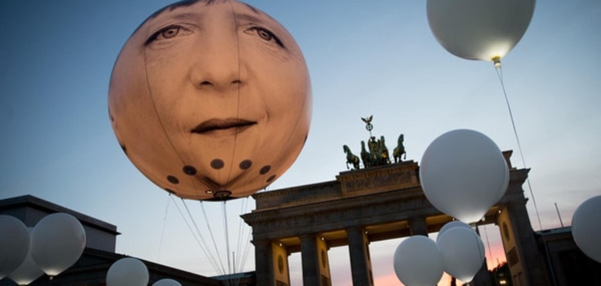 У Берліні побачили 'літаючу' в небі Меркель: опубліковані фото
