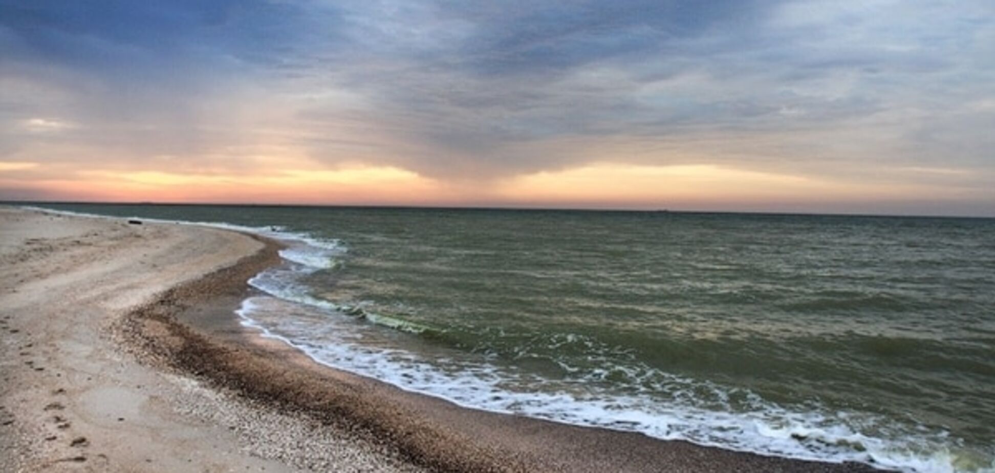 З територіальних вод України вигнали російську морську ескадру