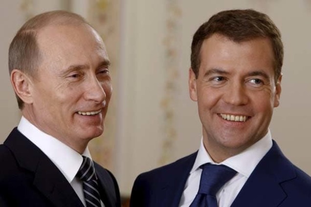 Если Путина поменяют на Медведева...