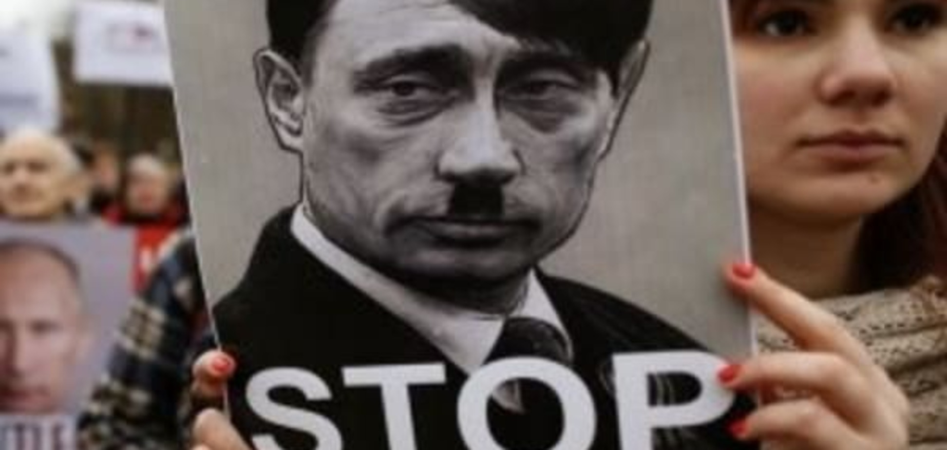 Порошенко: Путин с черного хода пытается вернуть Россию в мировую политику