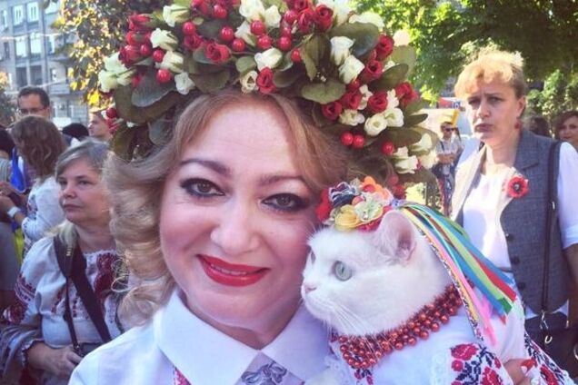 В Киеве состоялся грандиозный Мегамарш вышиванок: опубликованы фото