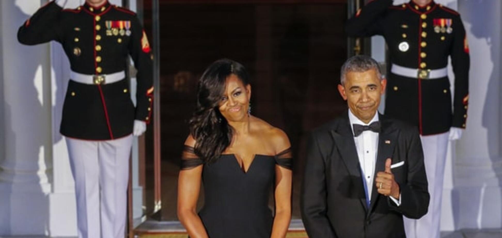 Мишель Обама пришла на официальный ужин в супероткровенном наряде: опубликованы фото