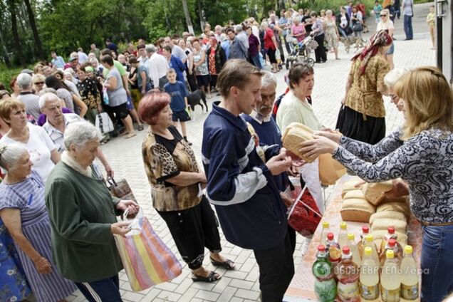 Темники в 'ДНР': журналистам рекомендуют писать, как плохо в Украине