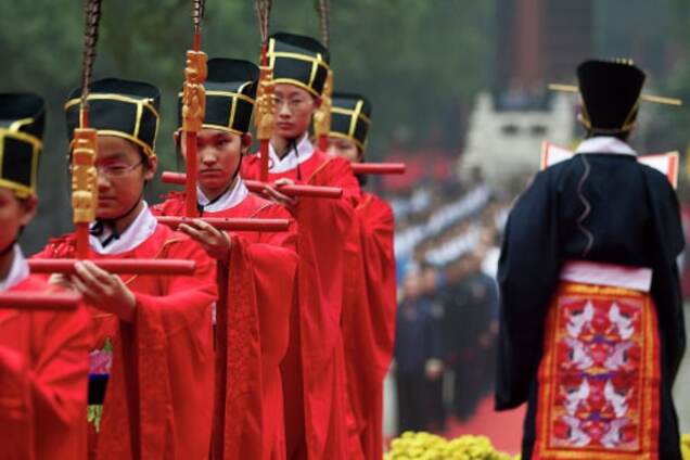 В Китае отмечают День рождения Конфуция: 'золотые' высказывания мудреца