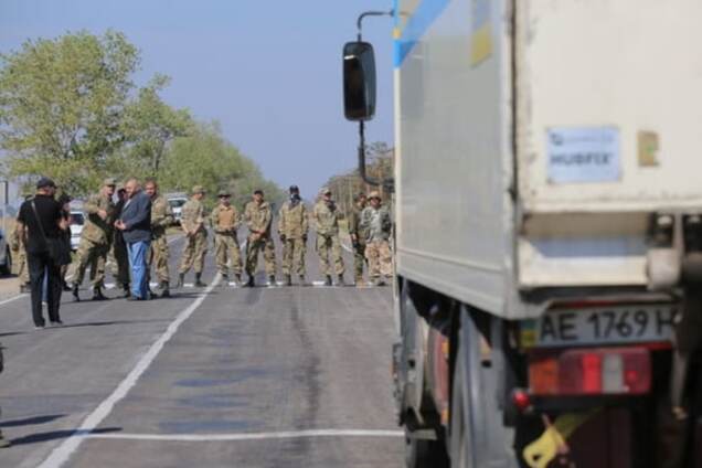 Раде предложили ввести полную блокаду оккупированных Крыма и Донбасса