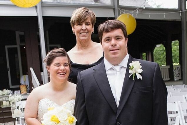 Отец написал трогательное письмо к свадьбе дочери с синдромом Дауна