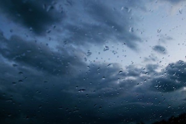 На Киев идет дождь, который очистит воздух от смога
