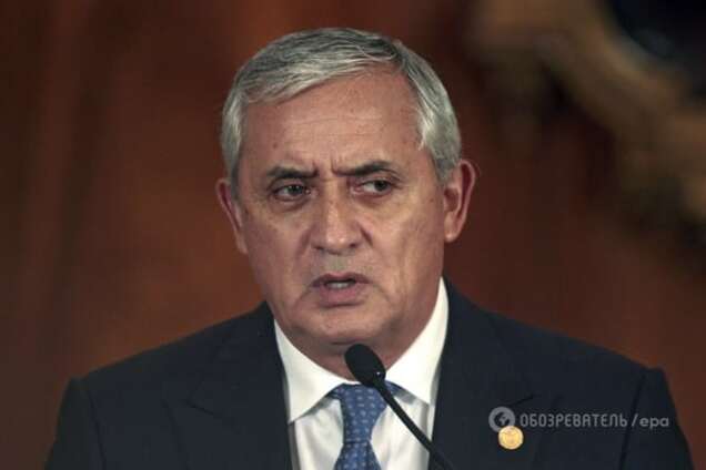 Суд Гватемалы решил арестовать президента страны за коррупцию