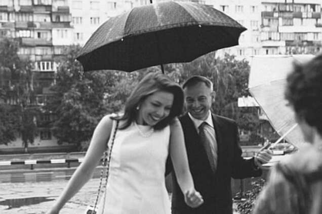 Як гуляють весілля молоді політики: 27-річна нардеп вийшла заміж за одеського чиновника