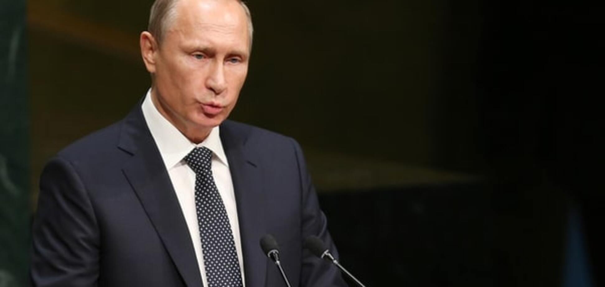 Мрамор сжался от ужаса! в cети посмеялись над 'выросшим' Путиным: фотофакт