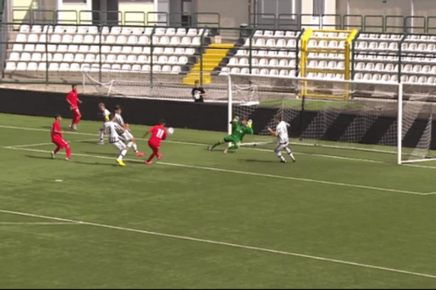 Украинский партнер Коноплянки забил победный гол за 'Севилью' в Лиге УЕФА