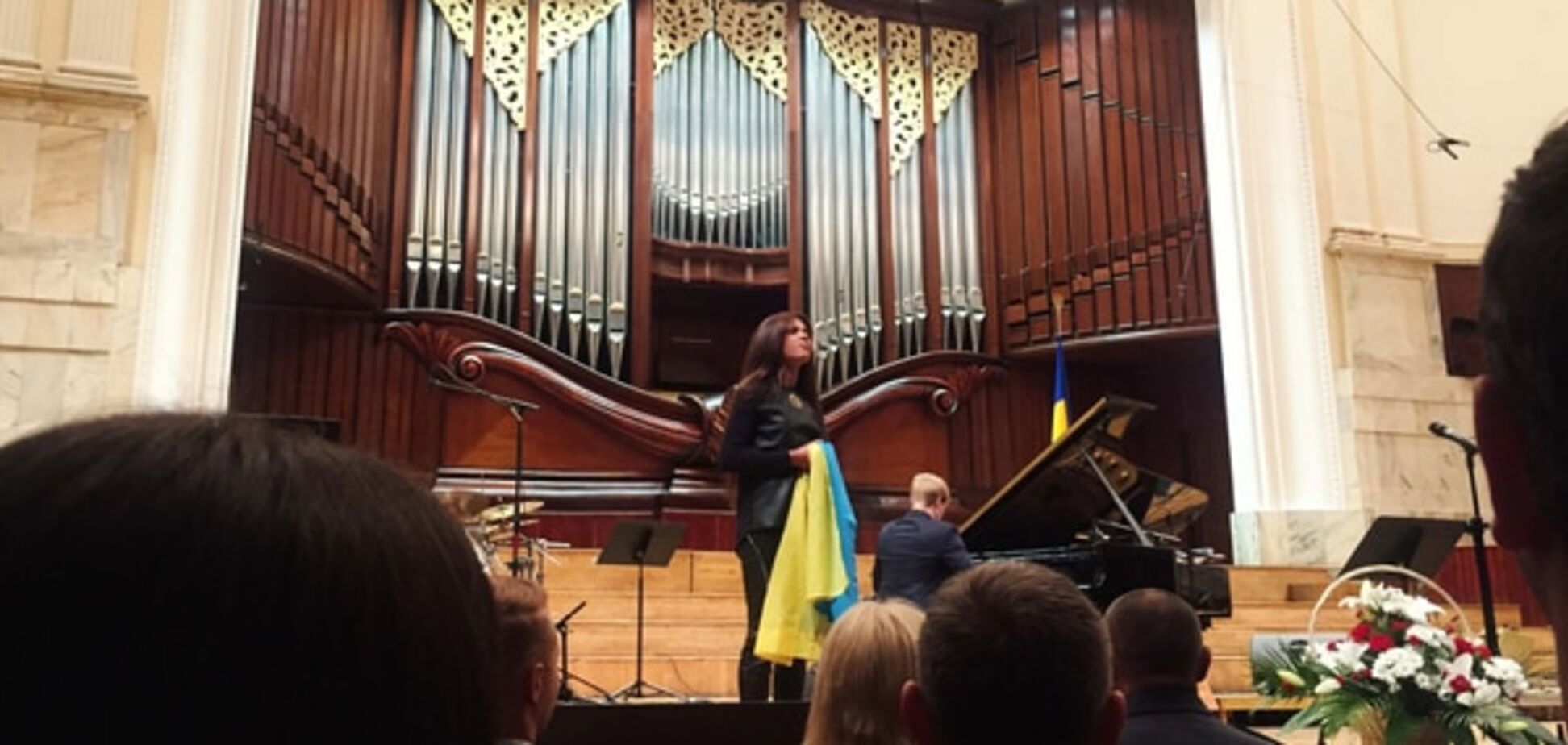 Руслана в Варшаве исполнила гимн Украины по случаю 24-й годовщины Независимости