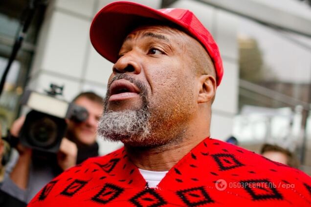 Сумасшедший Бриггс вновь пытался подраться с Кличко: видео провокации