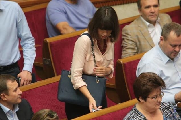 Пашинский подарил: в сети высмеяли дорогую сумку Чорновол