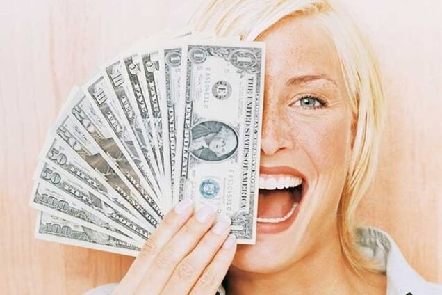 Исследование британских статистиков: счастье можно купить за деньги 