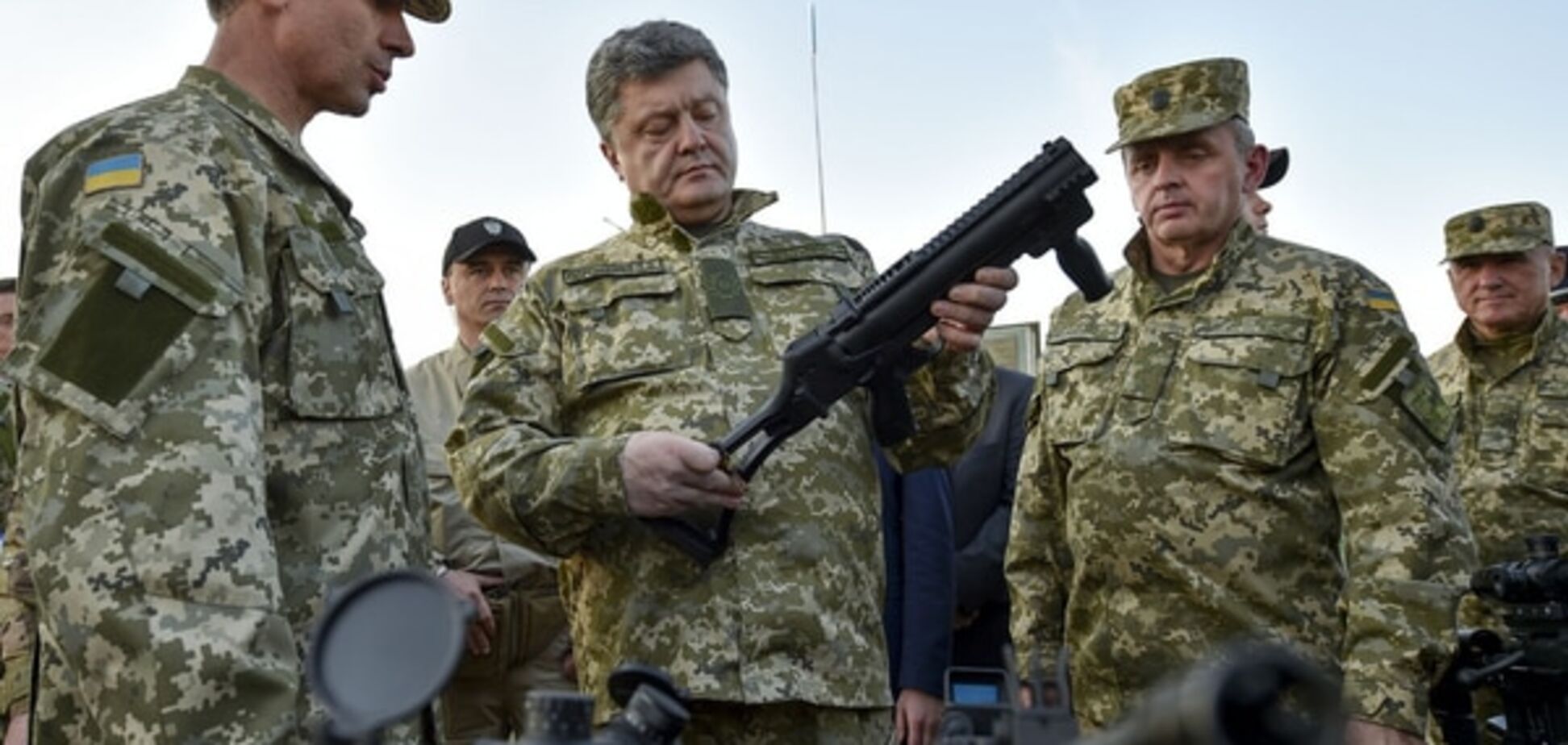 Стало известно, когда Порошенко отреагирует на 'огнестрельную' петицию