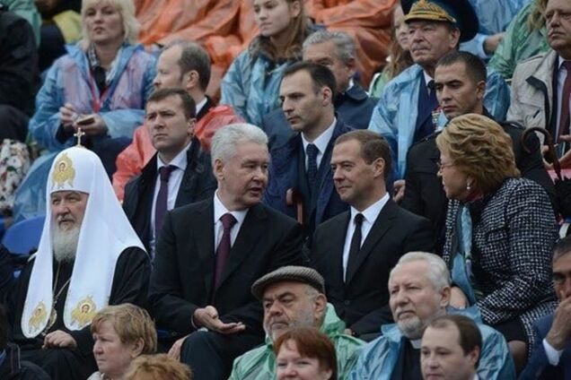 Опять позор. Медведев забыл, сколько жителей в Москве