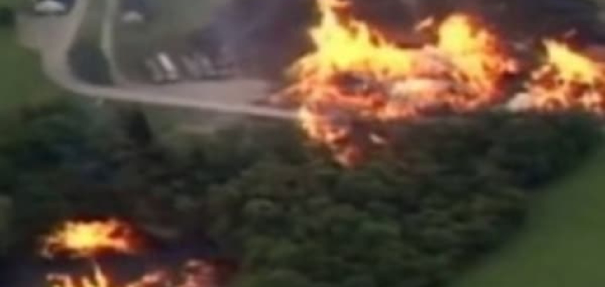 В США молния ударила в склад с популярным виски Jim Beam. Видеофакт