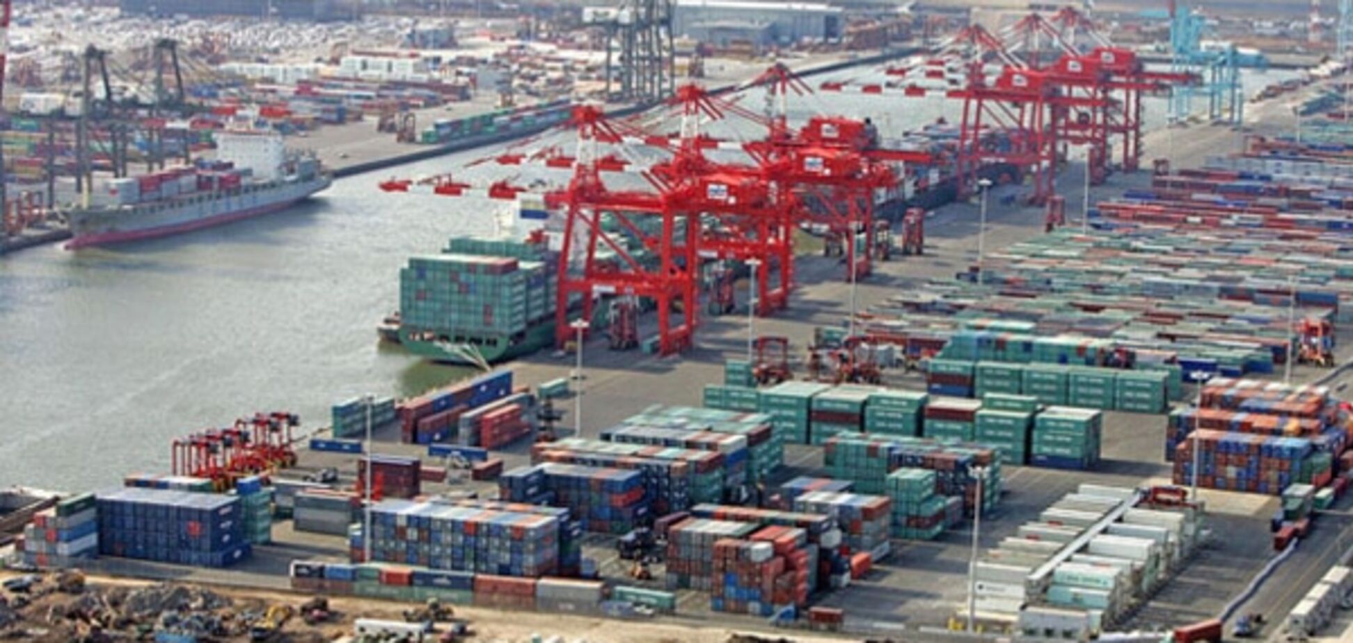 Кабмін взявся за підготовку до приватизації 13 морських портів